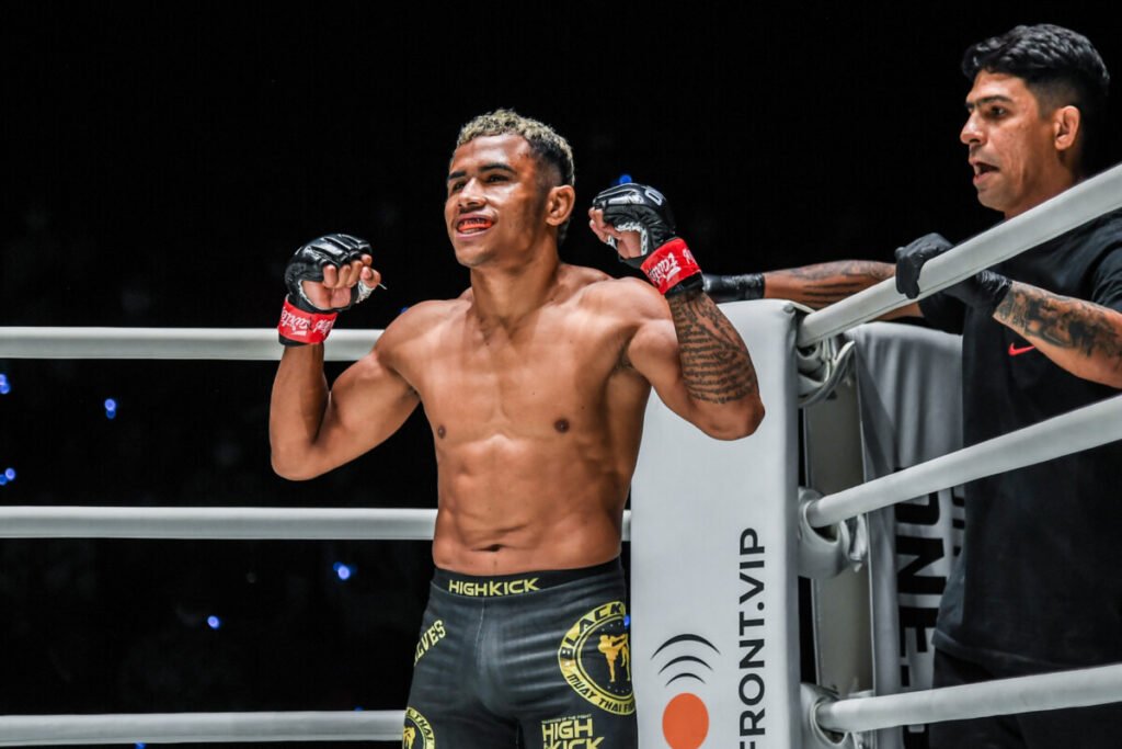 Walter Goncalves Returning To Muay Thai Against Jacob Smith At ONE Fight Night 17